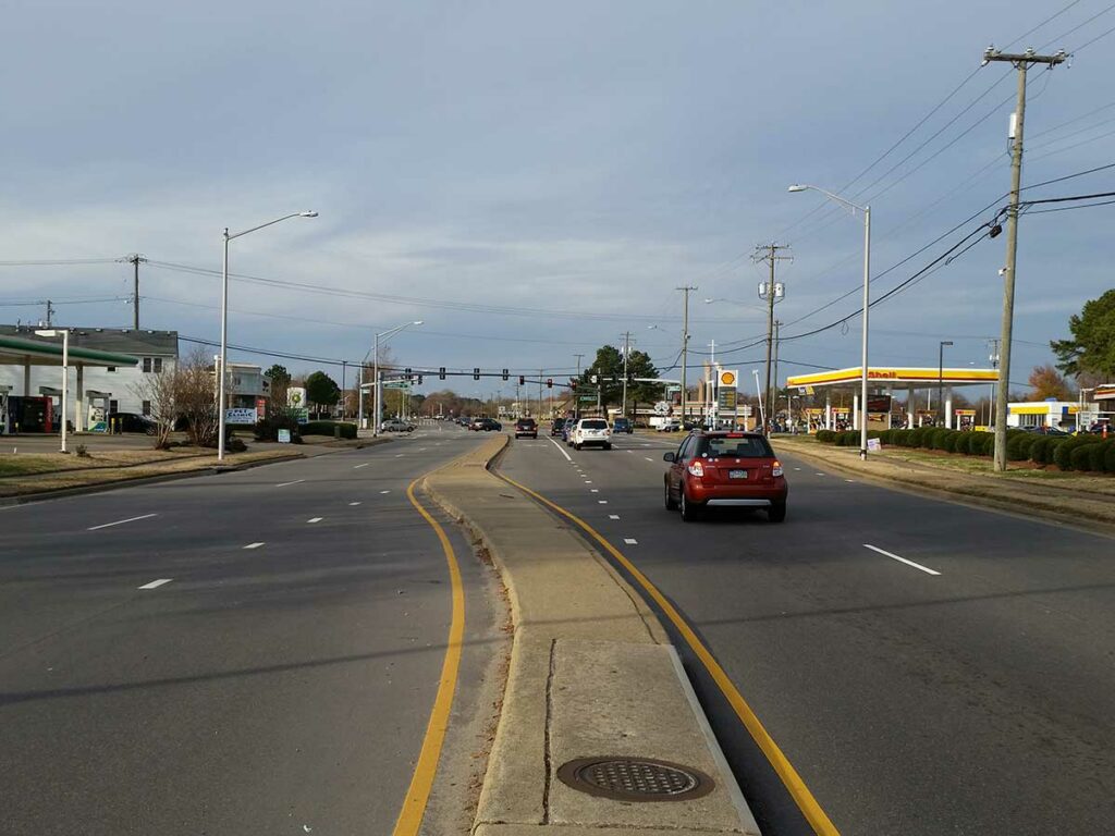 Centerville Turnpike looking towards to intersection of Kempsville Road